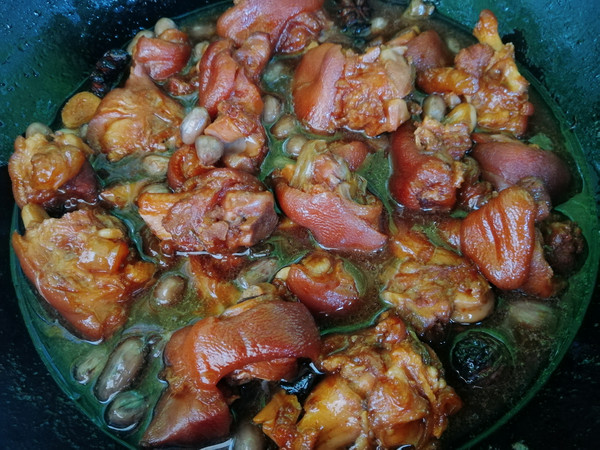 steps of braised pig's trotters