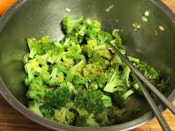 cold mix broccoli in steps